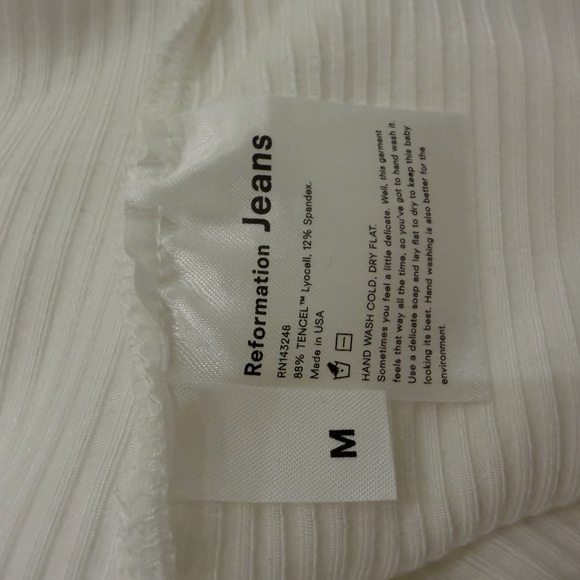 NWOT Reformation Tara Mock Neck Ribbed Crop Top - Picture 9 of 10